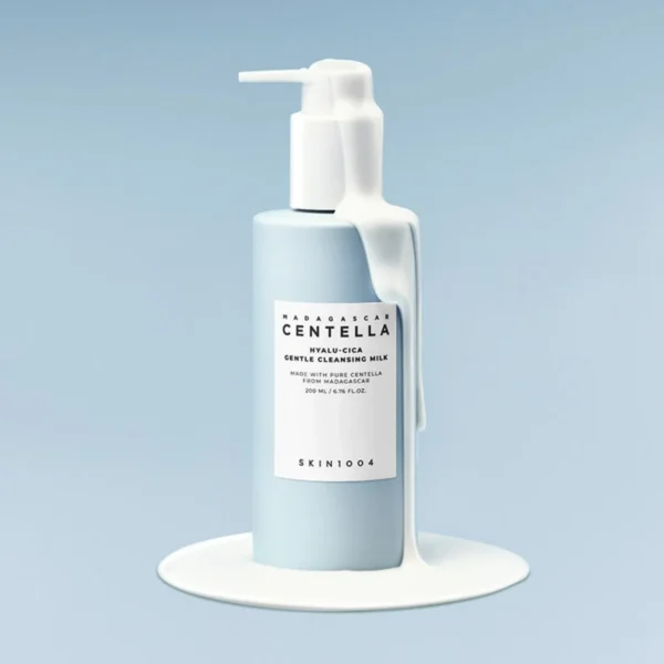 SKIN1004 Madagascar Centella Hyalu-Cica Gentle Cleansing Milk