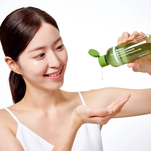 Centellian24 Madeca Matcha Pore Cleansing Oil 200ml